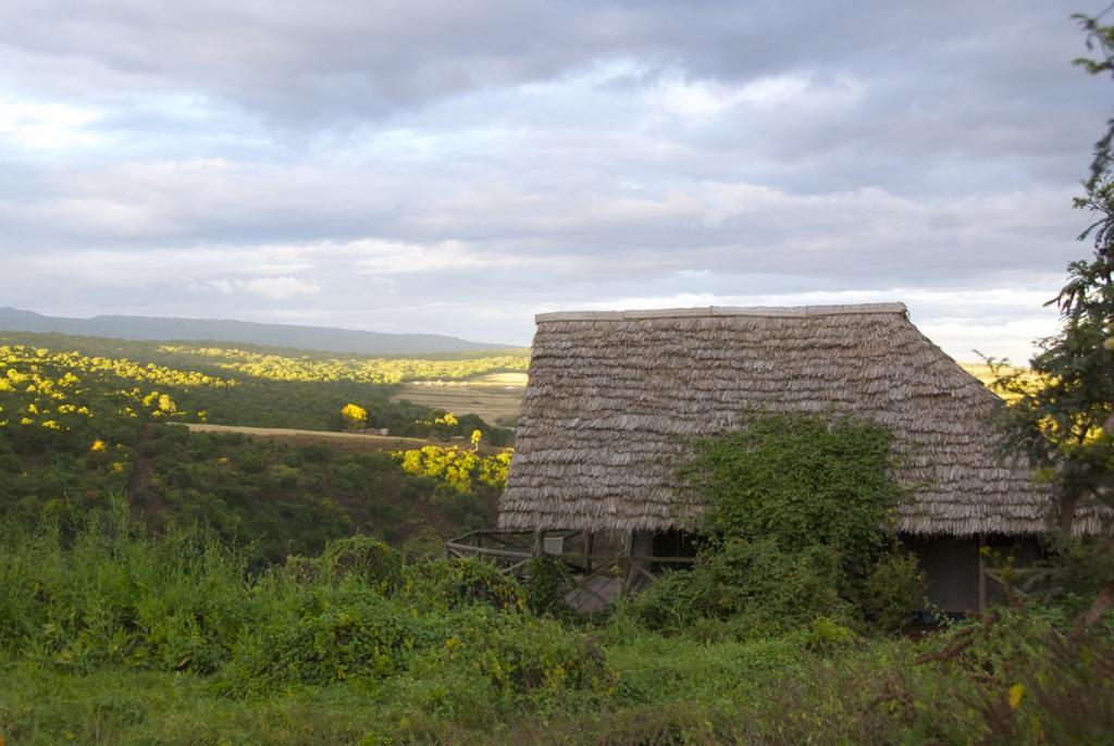 Rhotia Valley Tented Lodge And Children'S Home Karatu Zimmer foto